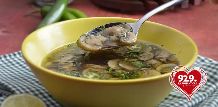 sopa champiñones