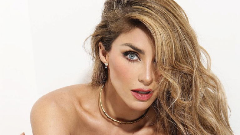 Anahí invita a la unidad en el Día Internacional de la Mujer