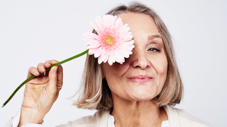 ¿Qué es la menopausia y cómo sobrellevarla?