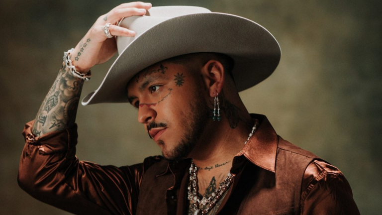 Christian Nodal podría debutar como villano de telenovela