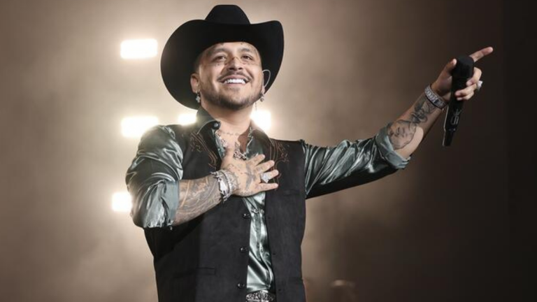 Christian Nodal dará concierto en el Foro Sol